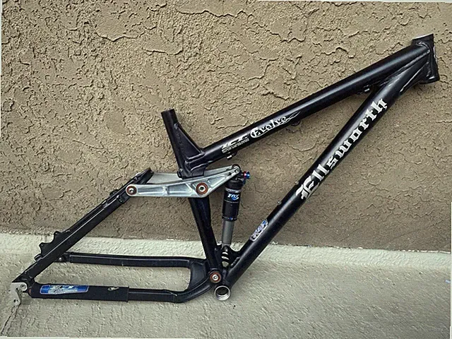 Medium Black Ellsworth Evolve 29” Dual Suspension Aluminum Mountain Bike Frame